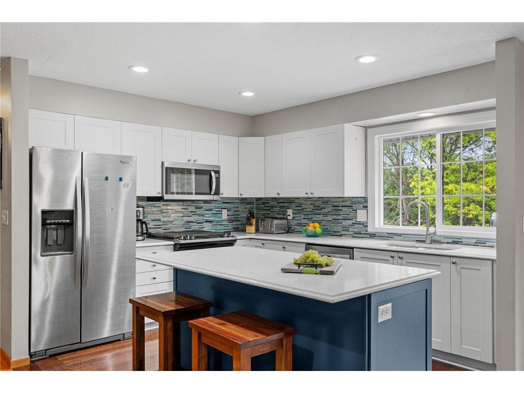 14221 11th Avenue S Burnsville MN 55337 - Alimagnet 7075164 image5