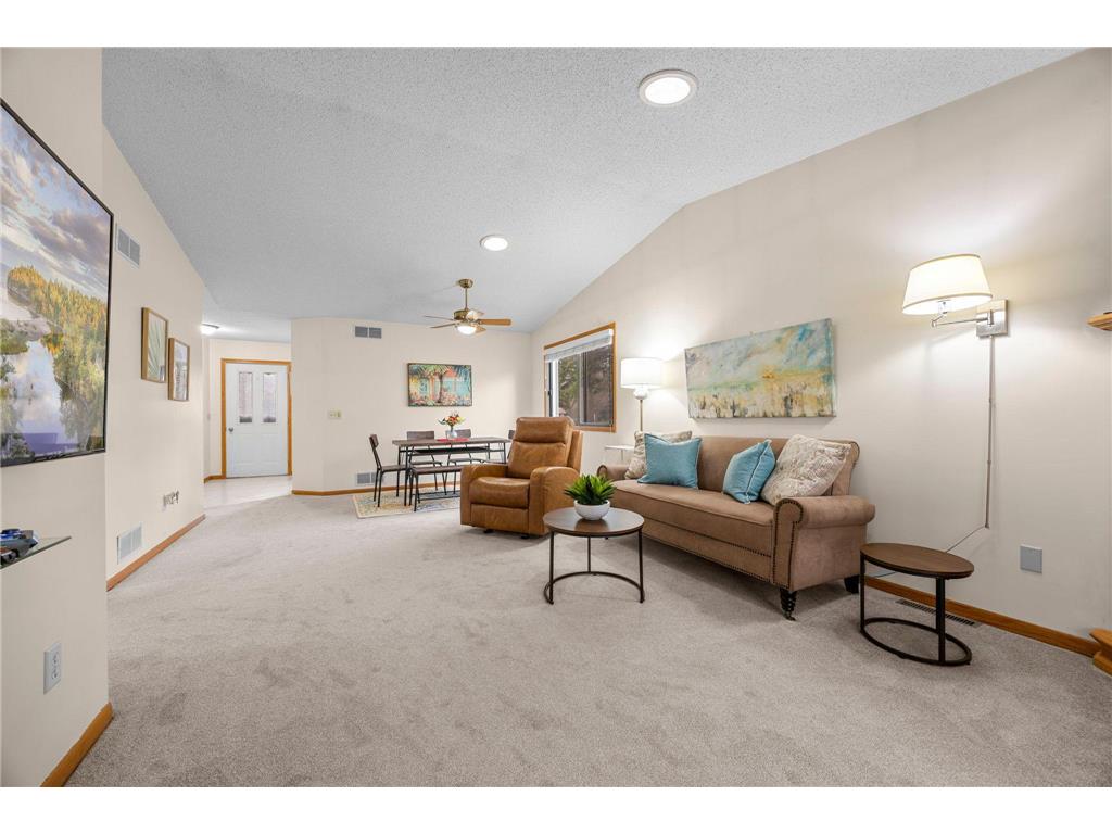 14227 Glencove Trail Apple Valley MN 55124 7056207 image6