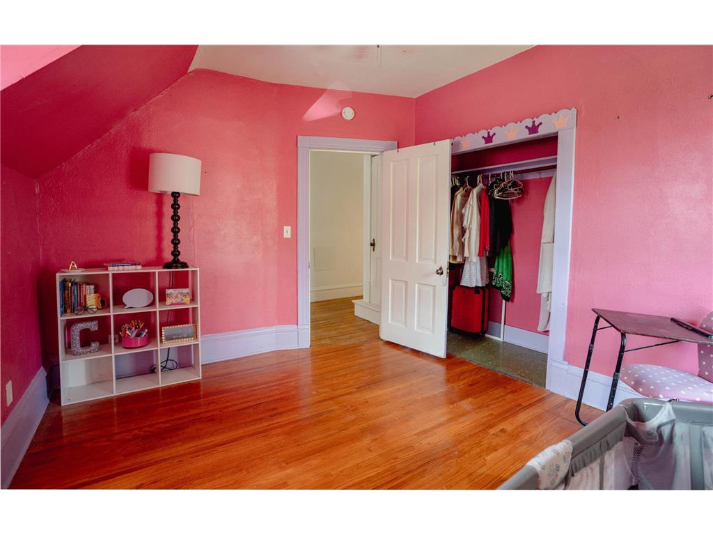 1423 Penn Avenue N Minneapolis MN 55411 7035415 image17