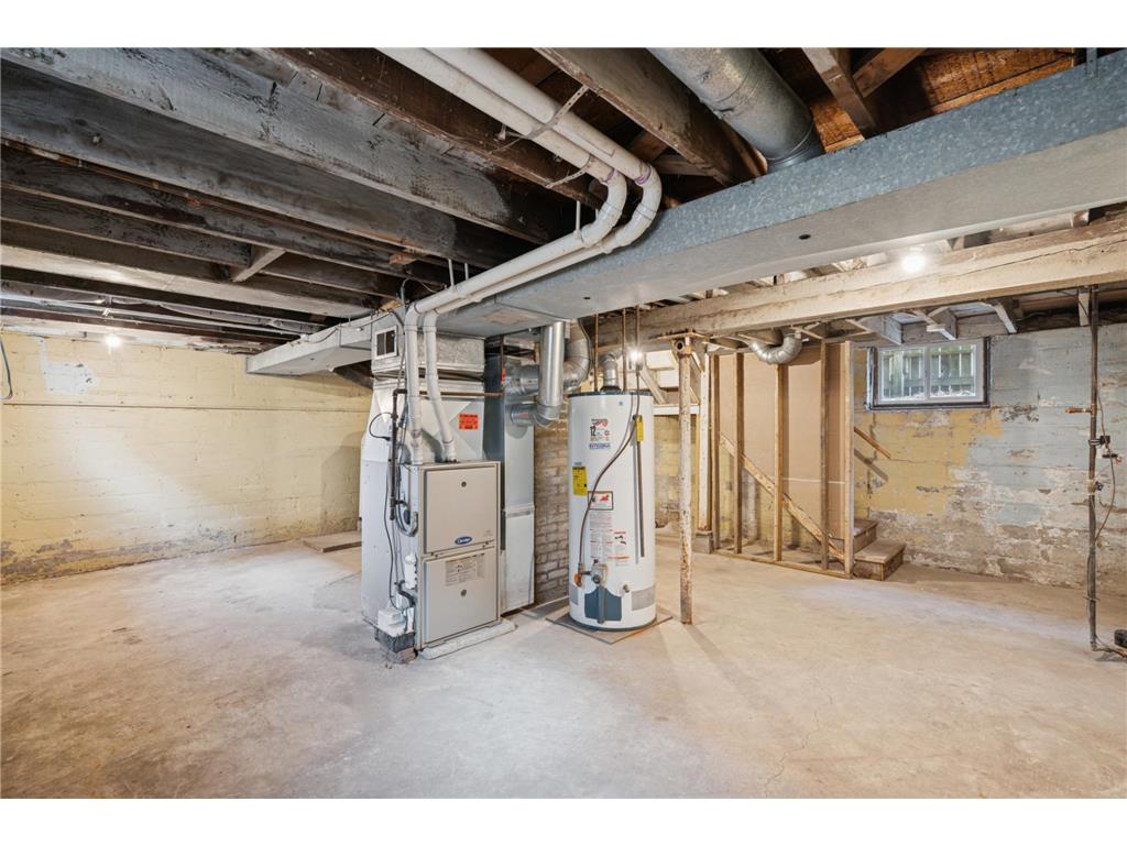 1423 Upton Avenue N Minneapolis MN 55411 6820931 image26