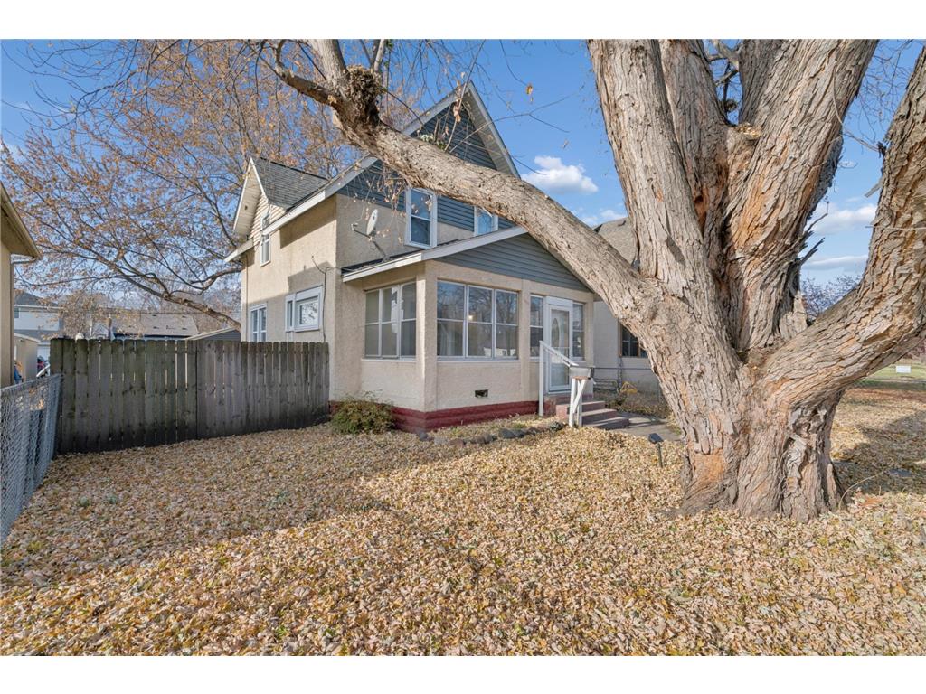1423 Upton Avenue N Minneapolis MN 55411 6820931 image35
