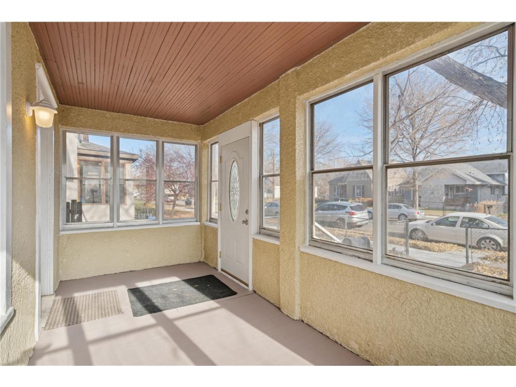 1423 Upton Avenue N Minneapolis MN 55411 6820931 image7