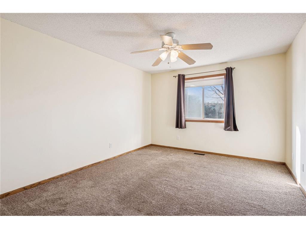 14230 44th Place N #2 Plymouth MN 55446 6789156 image17