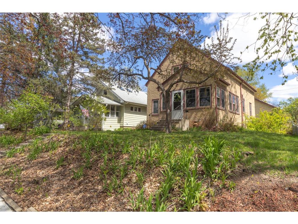 1424 Edgerton Street Saint Paul MN 55130 7065033 image3