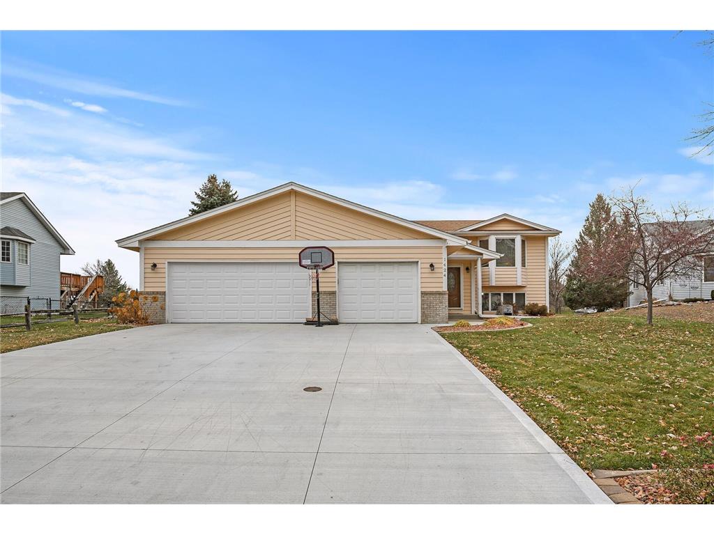 1424 Prairie Lane, Shakopee, MN, 55379 MLS 6463267 Edina Realty