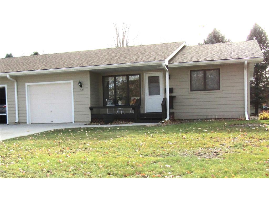 1424 Walnut Street Dawson MN 56232 6461103 image1