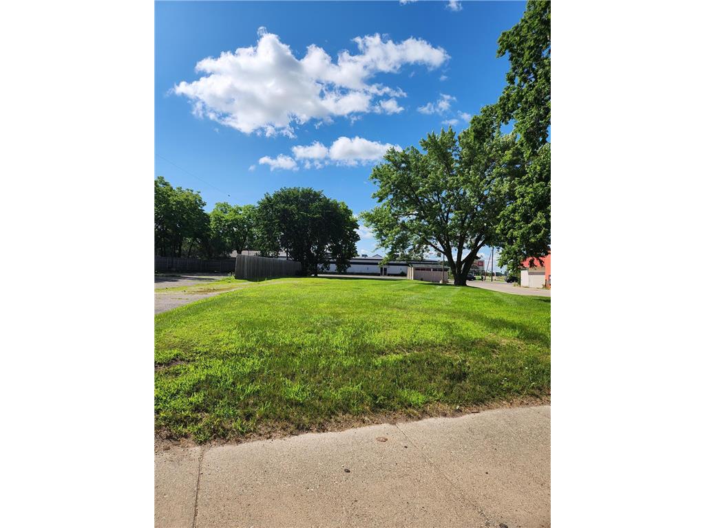 1425 4th Street NW Faribault MN 55021 6571904 image1