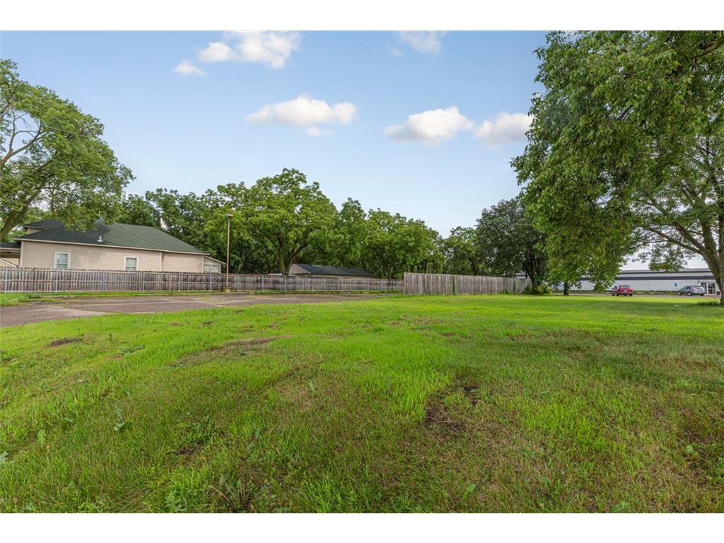 1425 4th Street NW Faribault MN 55021 7022100 image5