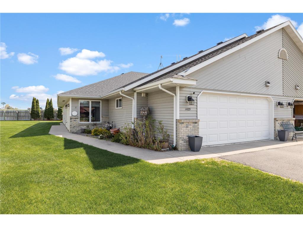 1425 Fairview Lane Little Falls MN 56345 7047649 image1