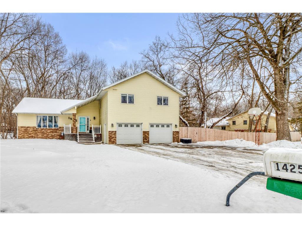 1425 Long Avenue Detroit Lakes MN 56501 7006286 image1