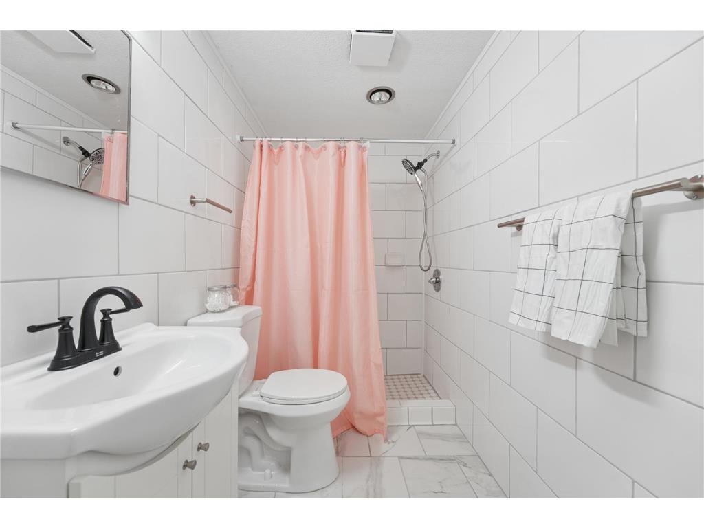 1425 Orkla Drive Golden Valley MN 55427 7045357 image29