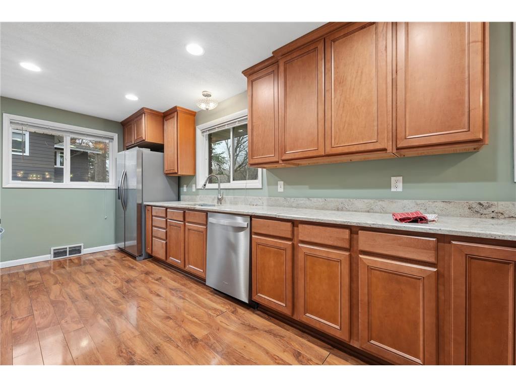 1425 Orkla Drive Golden Valley MN 55427 7045357 image9