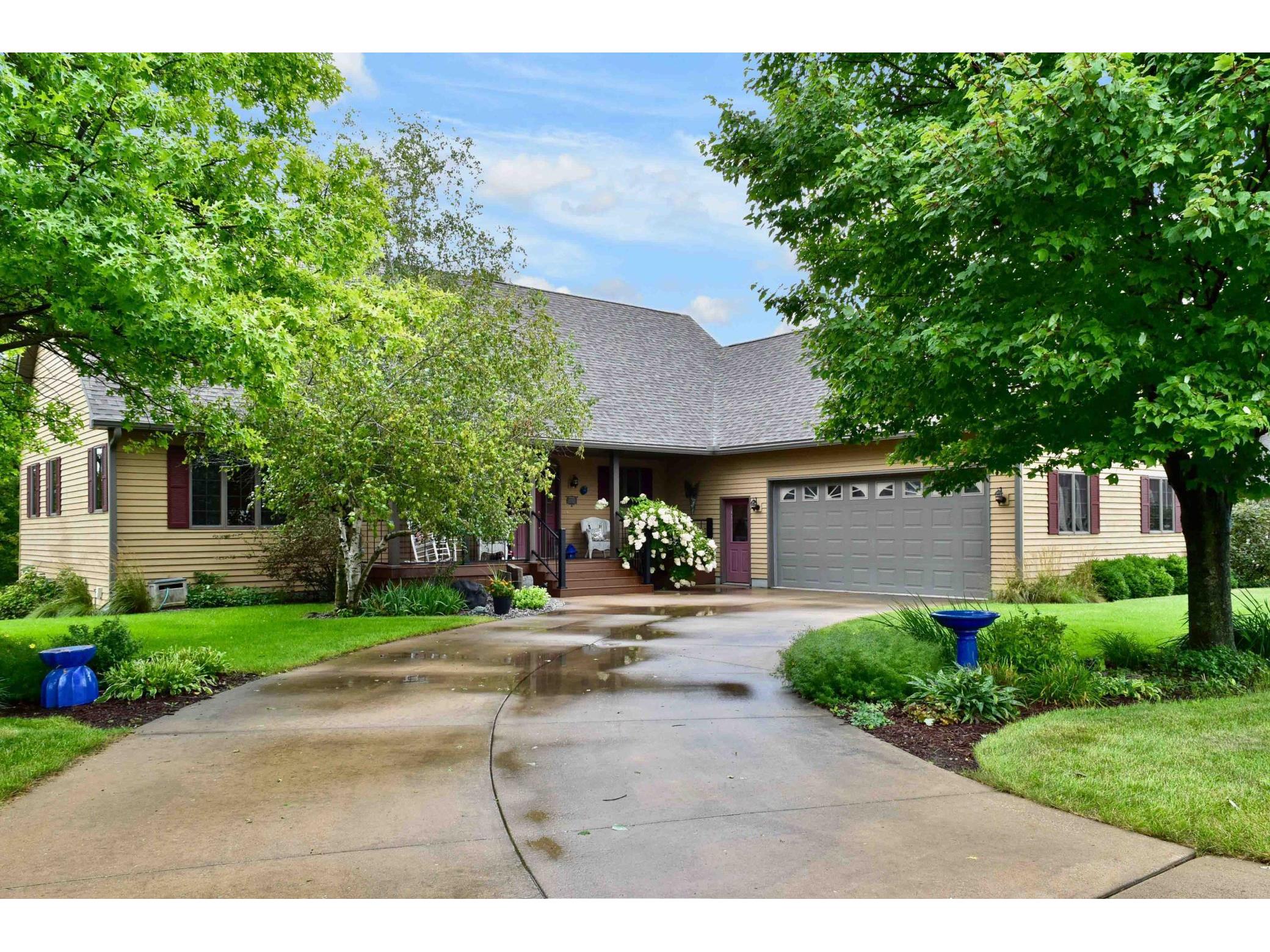 1425 Ridgewood Drive, Winona, MN 55987 MLS 6092292 Edina Realty