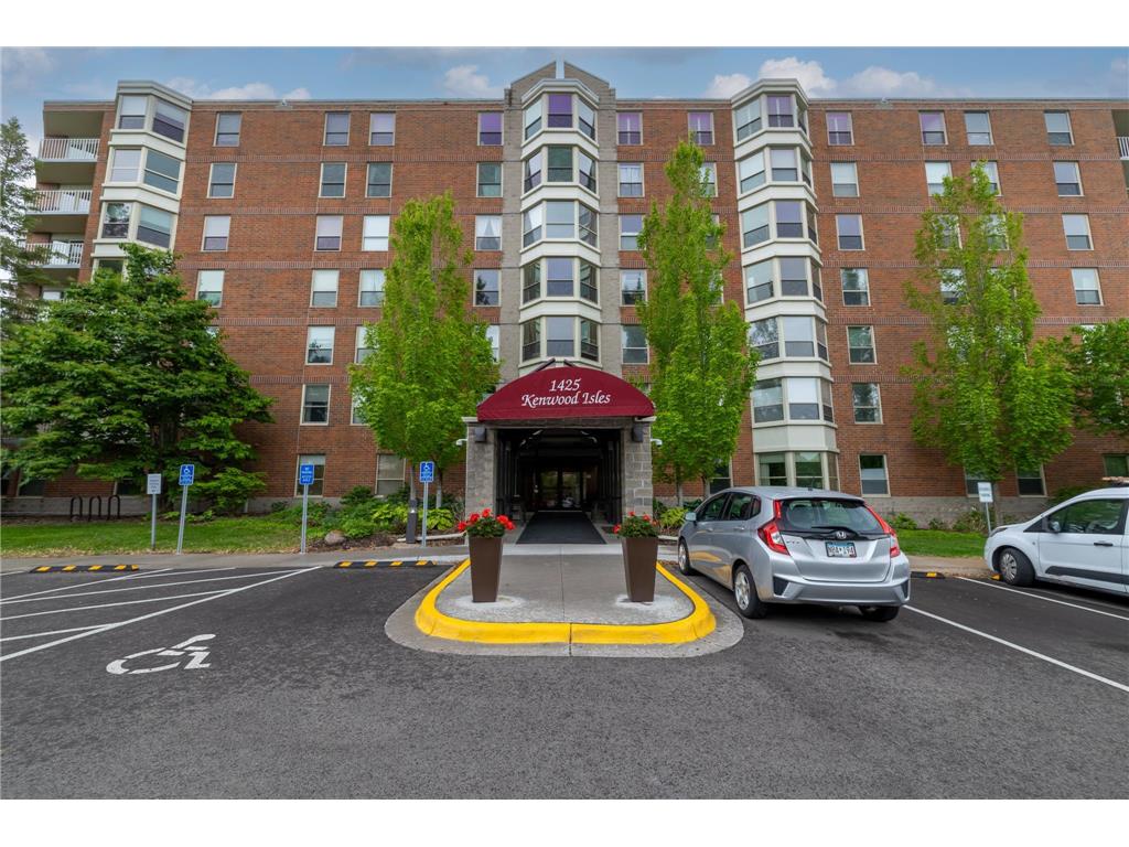 1425 W 28th Street #201 Minneapolis MN 55408 6728889 image1