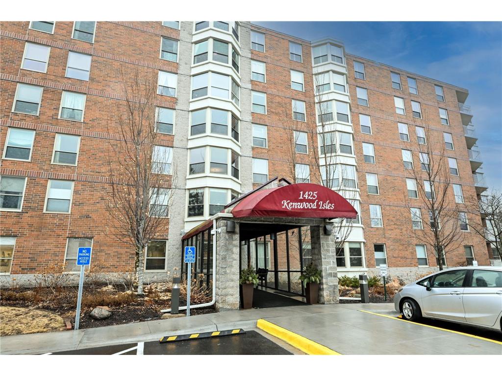 1425 W 28th Street #406 Minneapolis MN 55408 6673984 image1