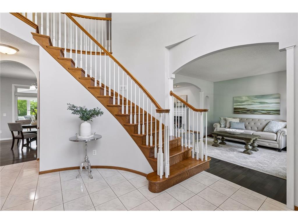 14255 Footbridge Way Apple Valley MN 55124 6782043 image2