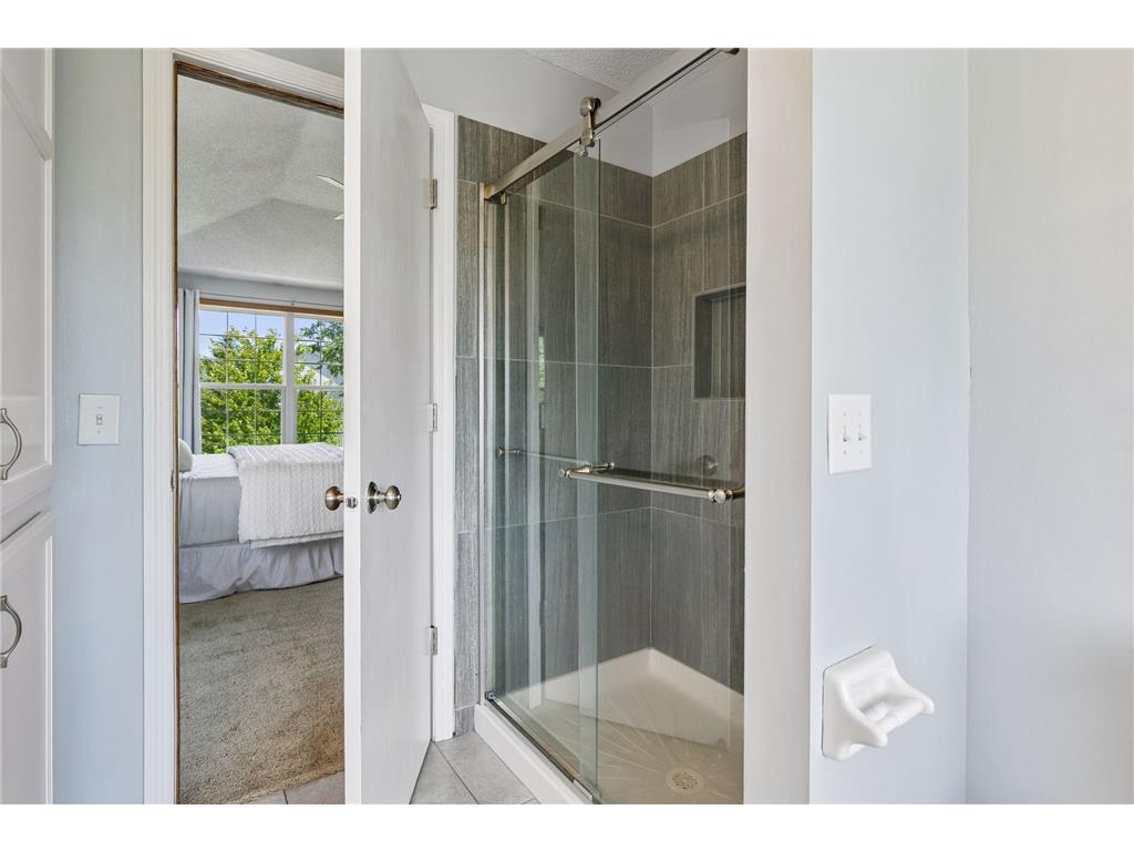 14255 Footbridge Way Apple Valley MN 55124 6782043 image34