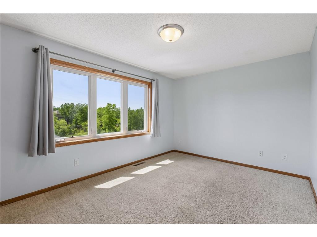 14255 Footbridge Way Apple Valley MN 55124 6782043 image35