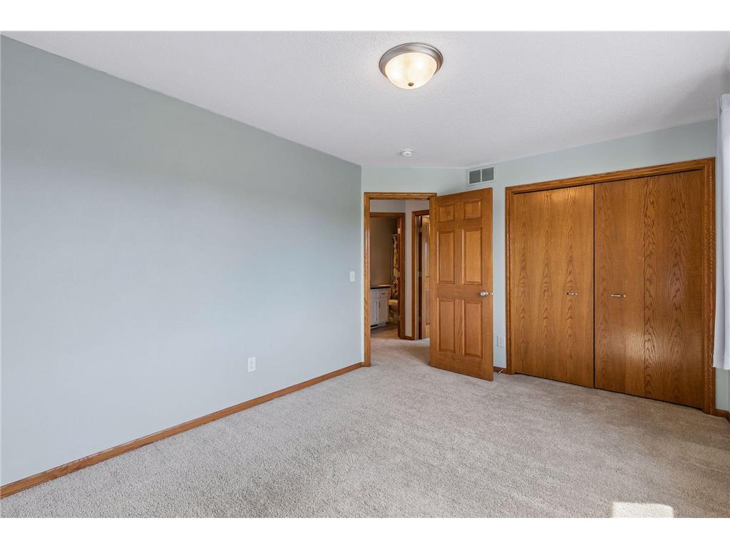 14255 Footbridge Way Apple Valley MN 55124 6782043 image36
