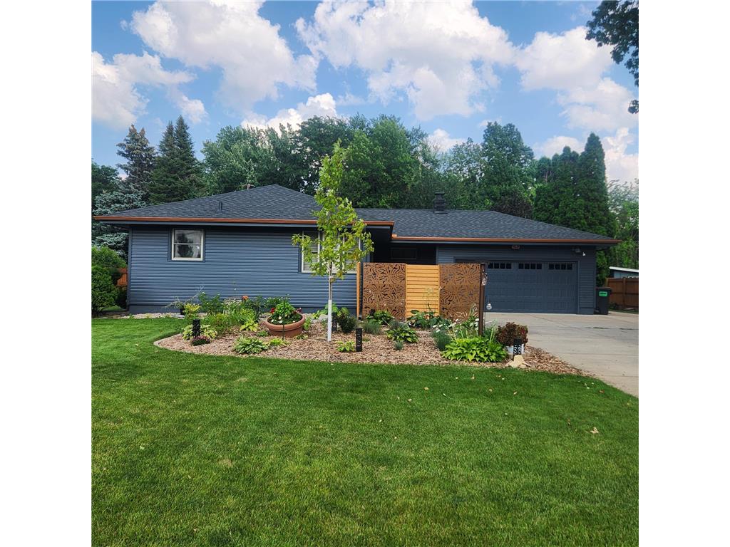 1426 N Unity Avenue N Golden Valley MN 55422 6659241 image1