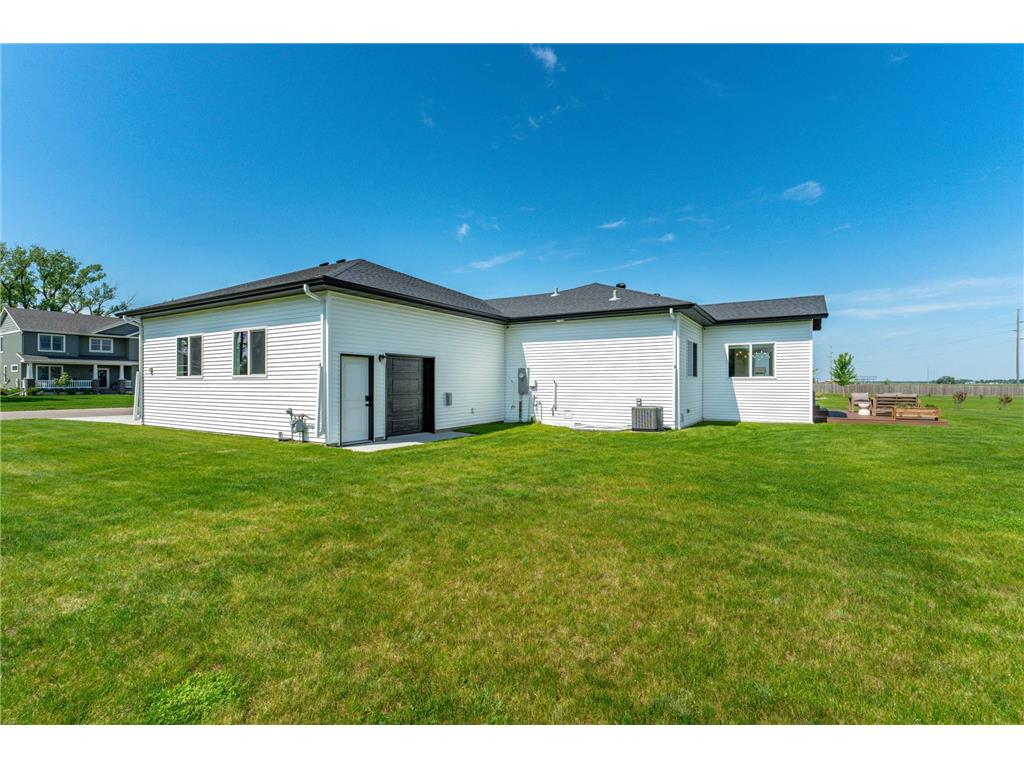 1426 SUMMERWOOD Trail W Dilworth MN 56529 7085211 image14