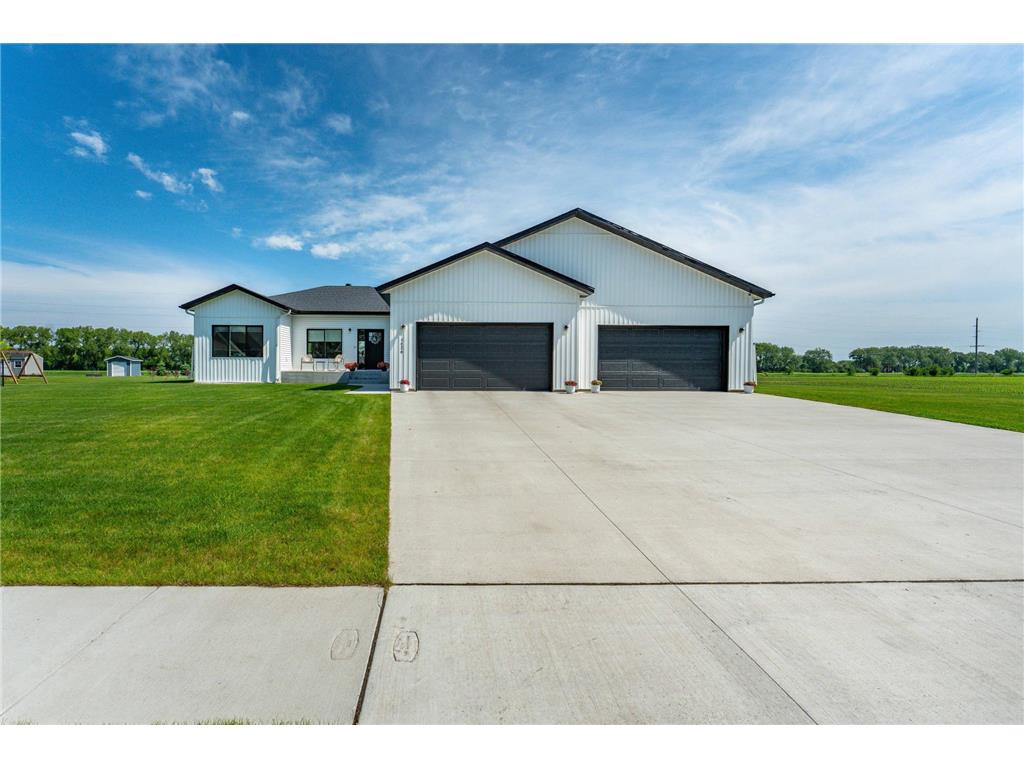 1426 SUMMERWOOD Trail W Dilworth MN 56529 7085211 image4