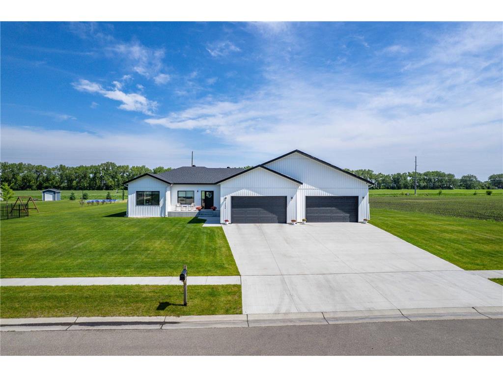 1426 SUMMERWOOD Trail W Dilworth MN 56529 7085211 image67