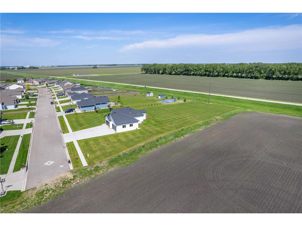 1426 SUMMERWOOD Trail W Dilworth MN 56529 7085211 image70