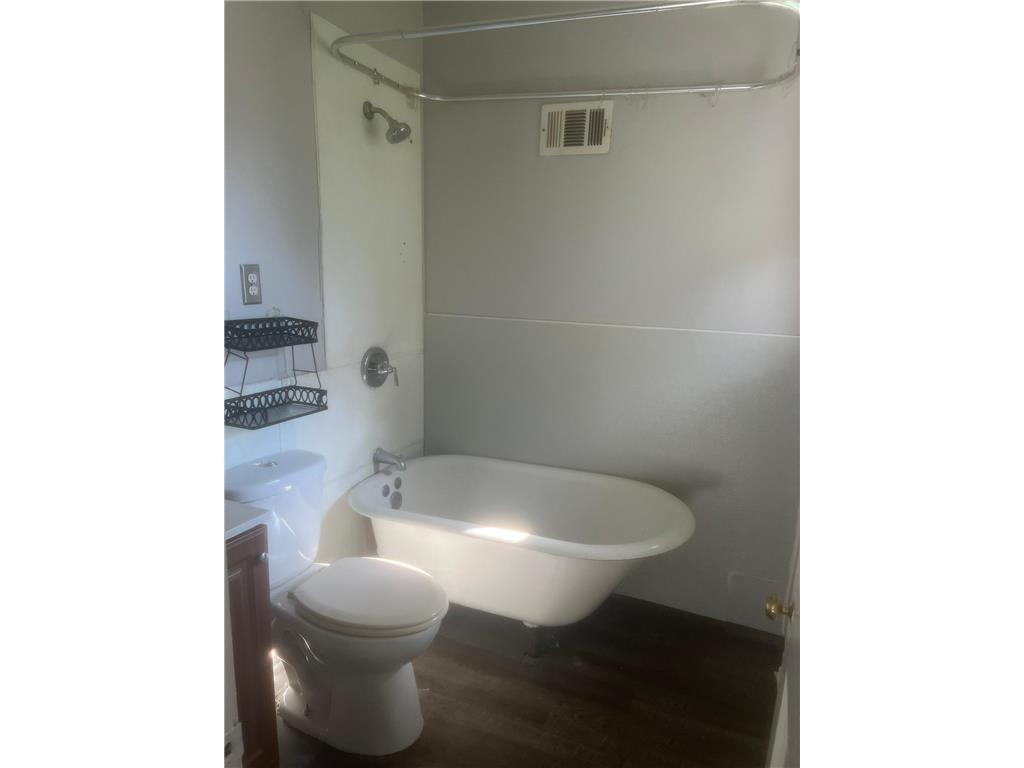 1426 Washington Street NE Minneapolis MN 55413 6775962 image12