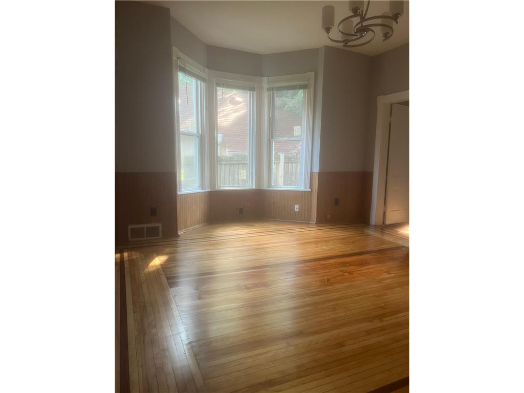 1426 Washington Street NE Minneapolis MN 55413 6775962 image2