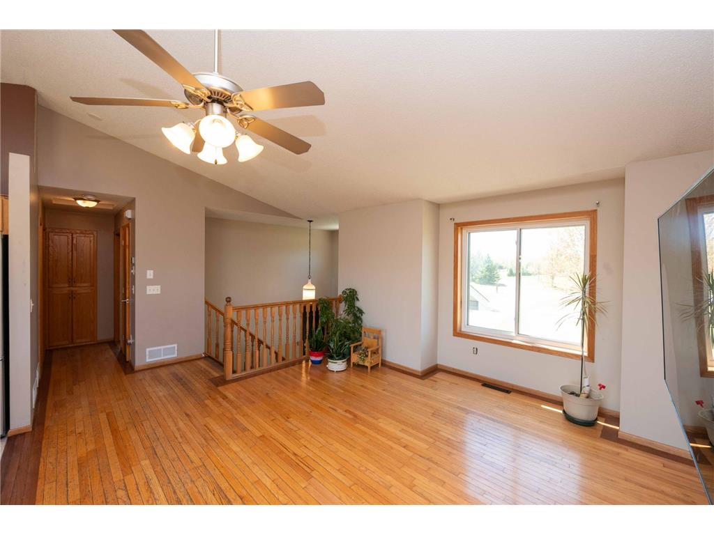 14266 292nd Avenue NW Zimmerman MN 55398 7066323 image6