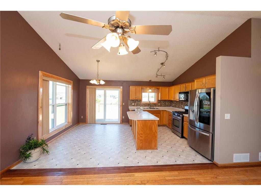 14266 292nd Avenue NW Zimmerman MN 55398 7066323 image8