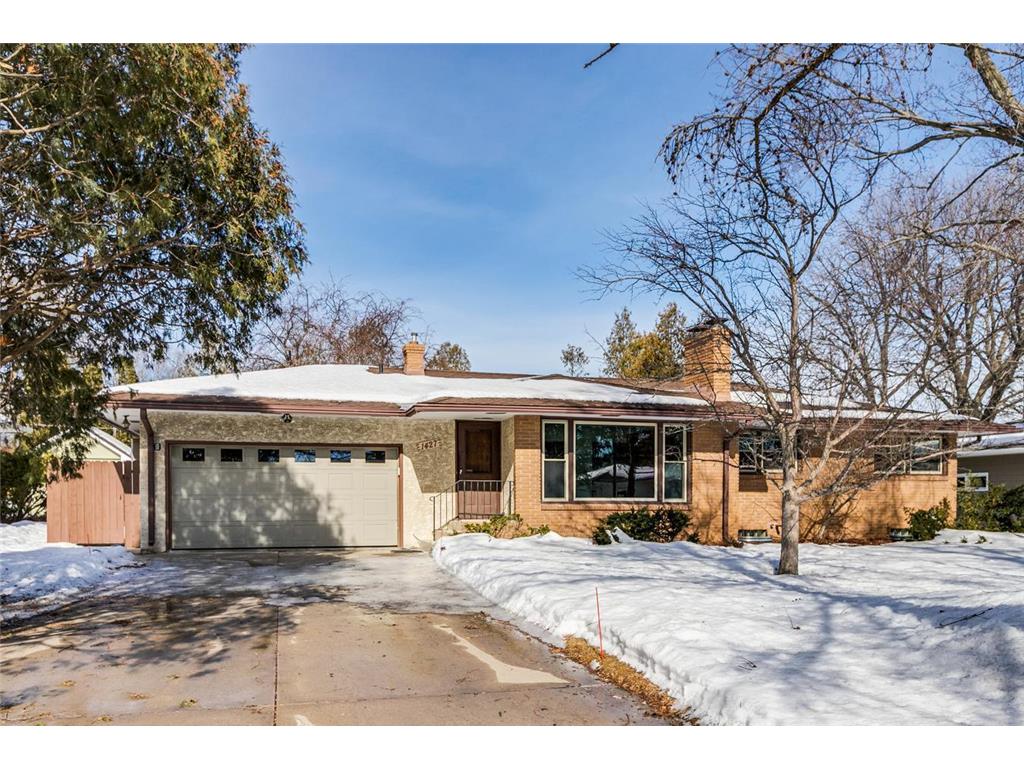 1427 Clarmar Avenue W Roseville MN 55113 6334639 image1