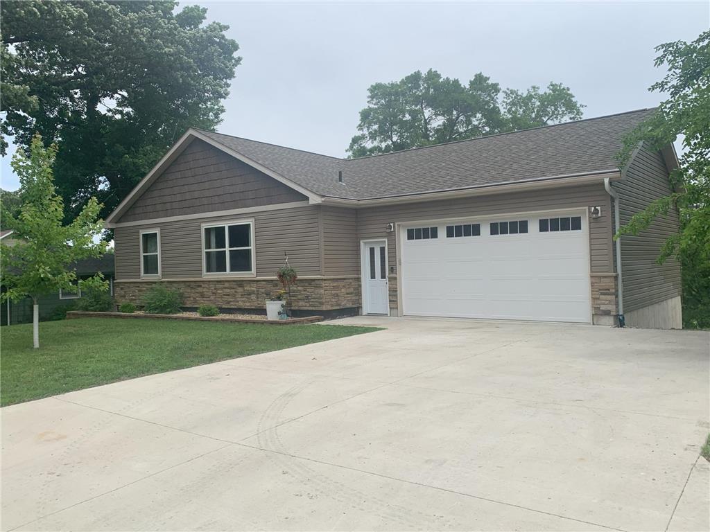 1427 Frank Hall Drive Albert Lea MN 56007 - Albert Lea Lake 6547276 image1