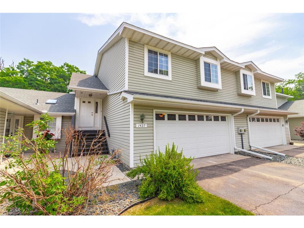 1427 Hilo Avenue N Oakdale MN 55128 6392424 image1