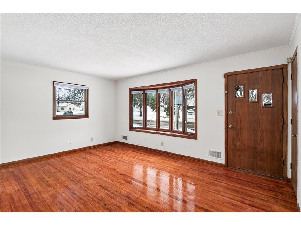 1427 Prosperity Avenue Saint Paul MN 55106 7039972 image2