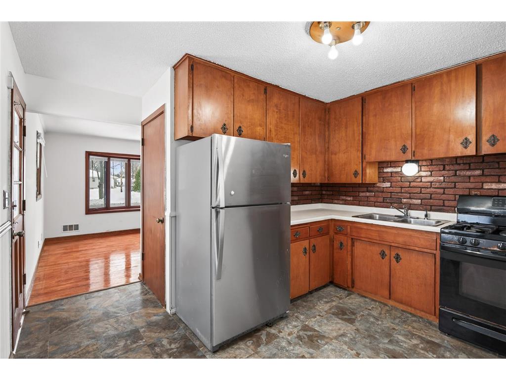 1427 Prosperity Avenue Saint Paul MN 55106 7039972 image3