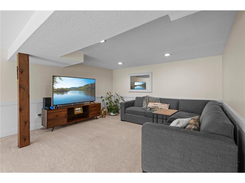 14275 Garland Avenue Apple Valley MN 55124 7059841 image36