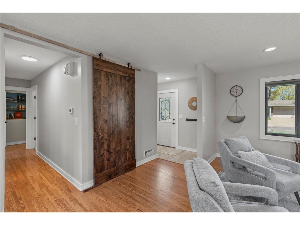 14275 Garland Avenue Apple Valley MN 55124 7059841 image4