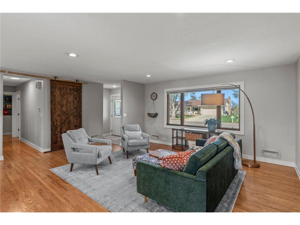 14275 Garland Avenue Apple Valley MN 55124 7059841 image5