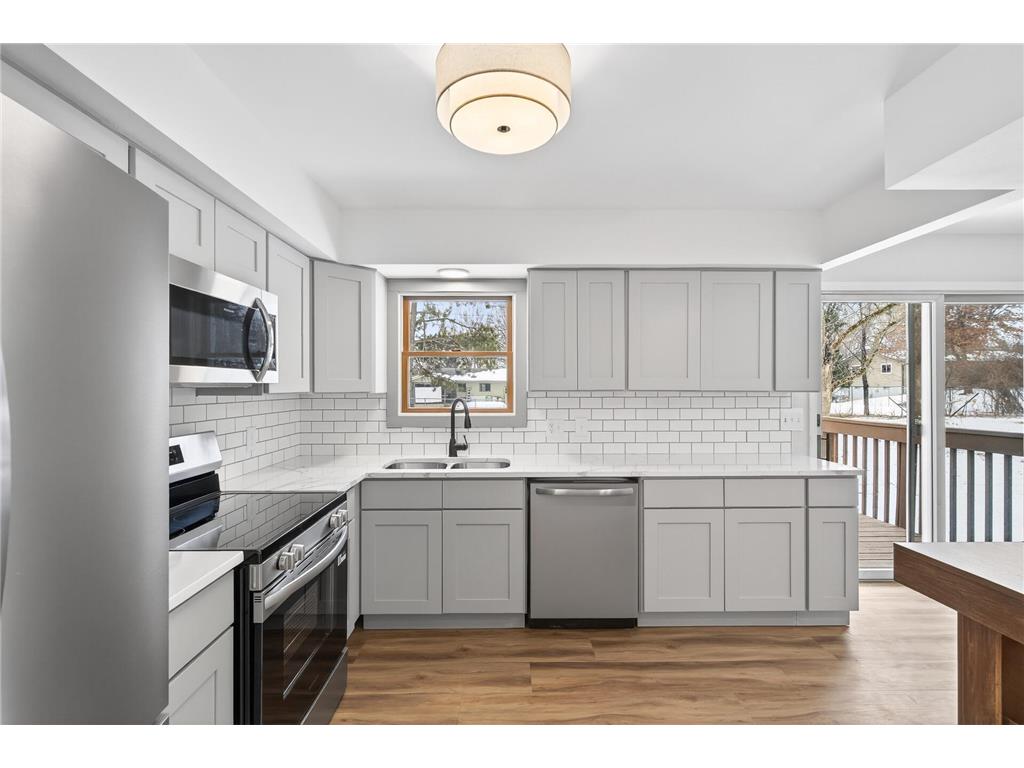 14281 57th Street N Oak Park Heights MN 55082 7019070 image2