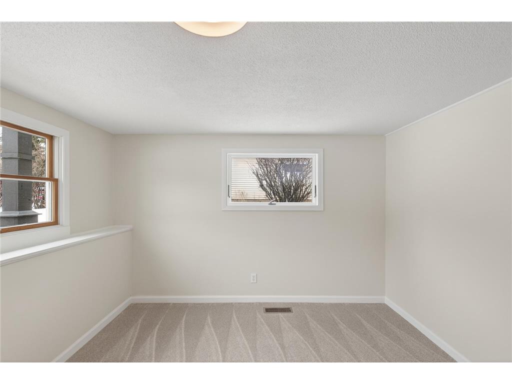 14281 57th Street N Oak Park Heights MN 55082 7019070 image20