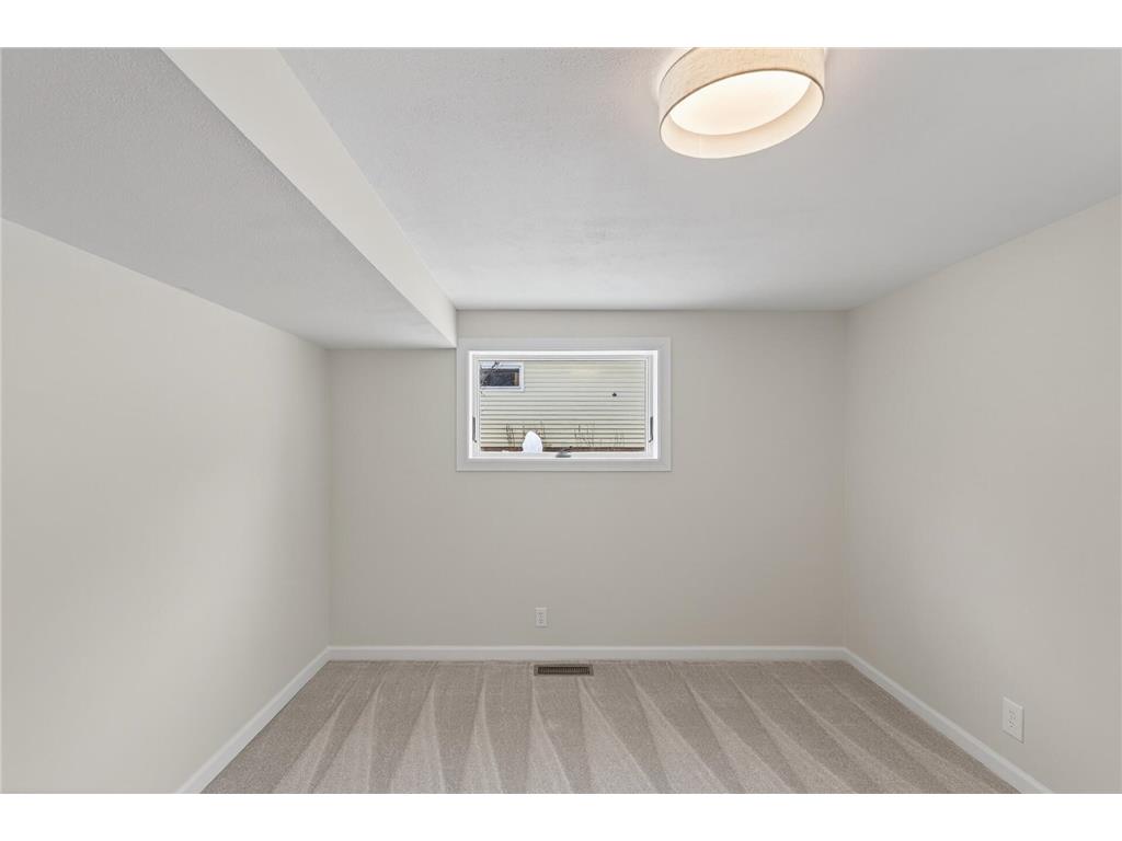 14281 57th Street N Oak Park Heights MN 55082 7019070 image25