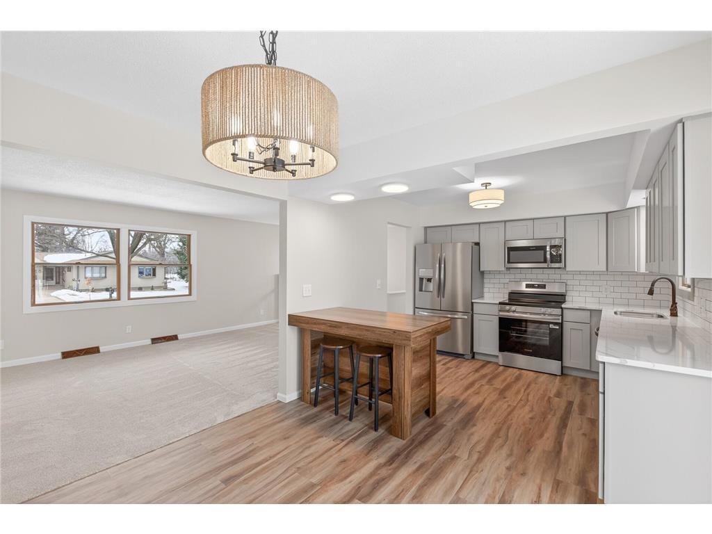 14281 57th Street N Oak Park Heights MN 55082 7019070 image4