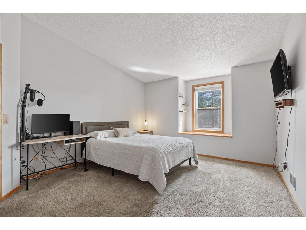 14282 Empire Avenue Apple Valley MN 55124 7095654 image14