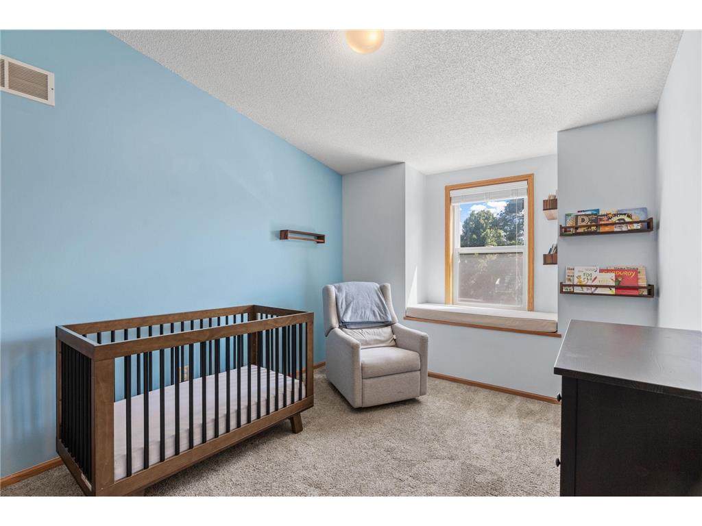 14282 Empire Avenue Apple Valley MN 55124 7095654 image16