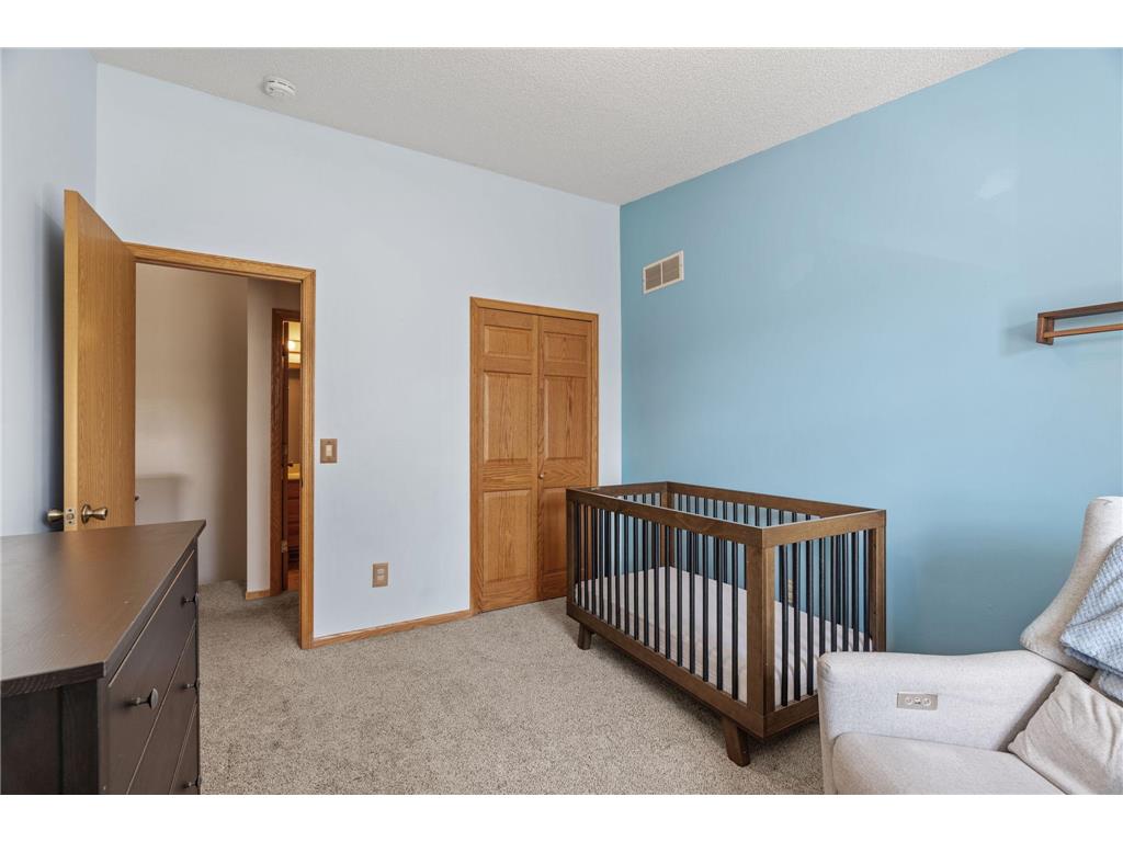 14282 Empire Avenue Apple Valley MN 55124 7095654 image17