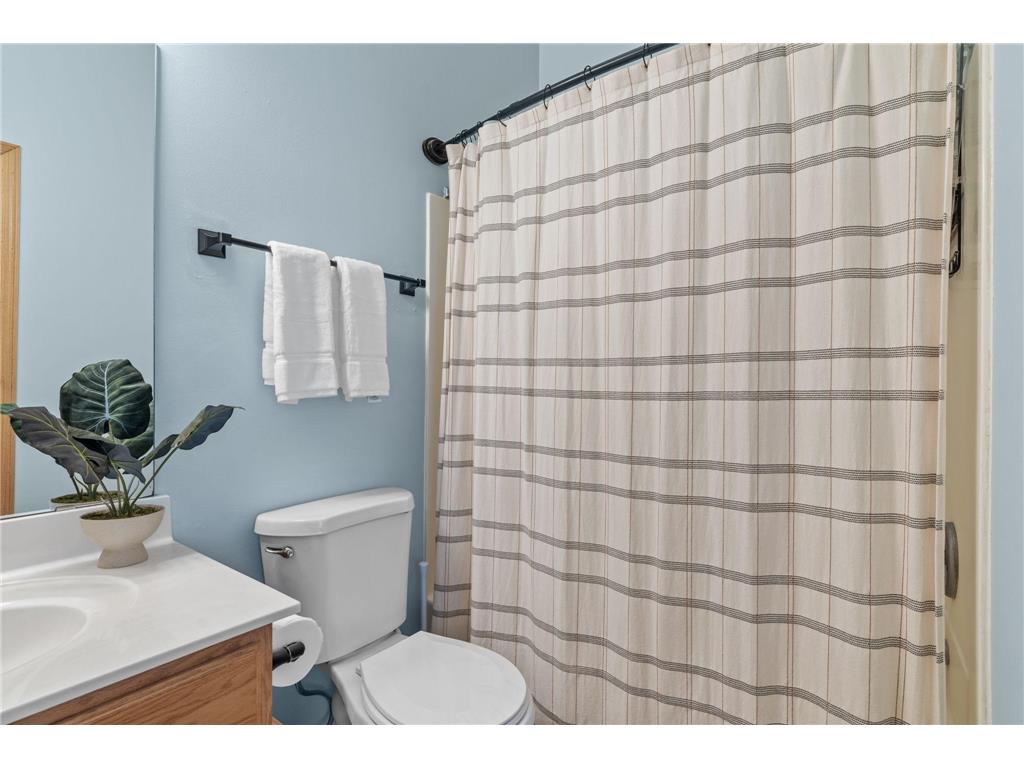 14282 Empire Avenue Apple Valley MN 55124 7095654 image18