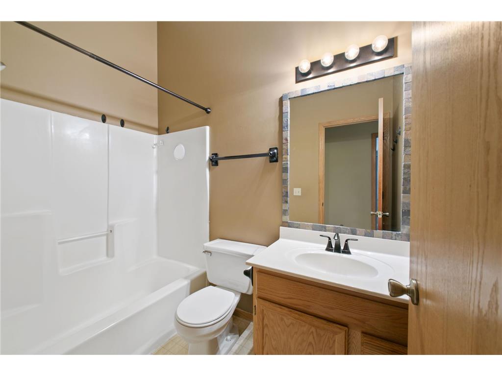 14283 Estates Avenue Apple Valley MN 55124 7047778 image14