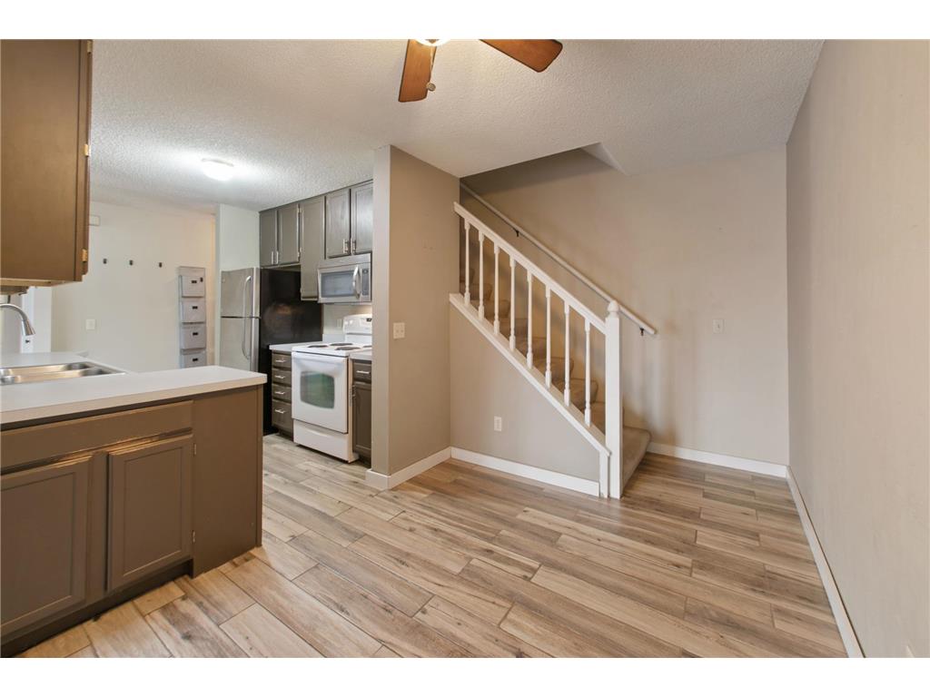 14283 Estates Avenue Apple Valley MN 55124 7047778 image4